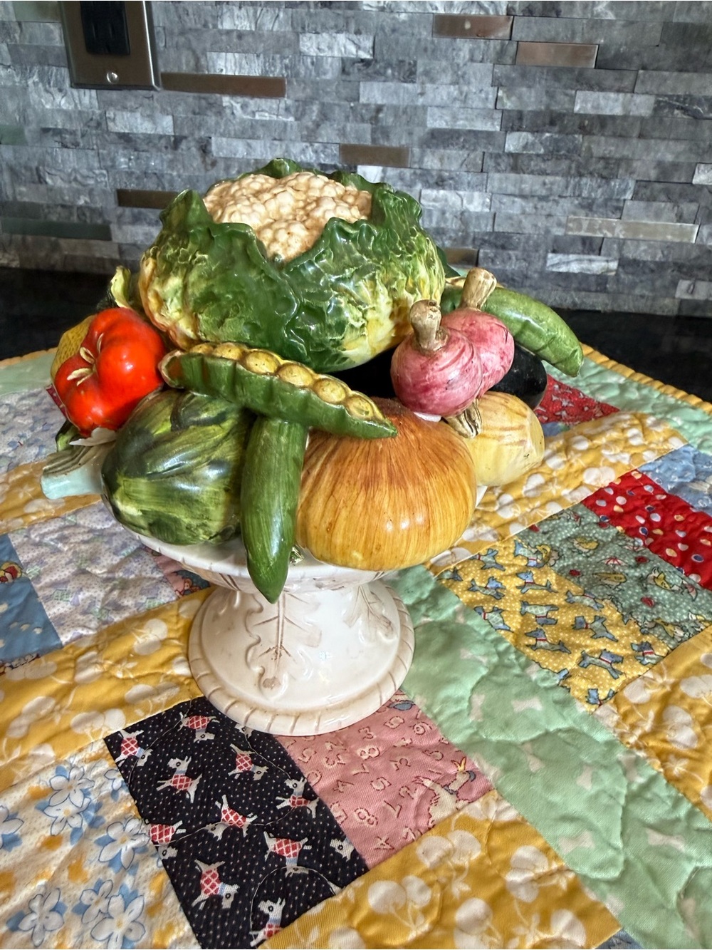Vintage Granny Core Isco Japan Ceramic Vegetable Centerpiece Bowl